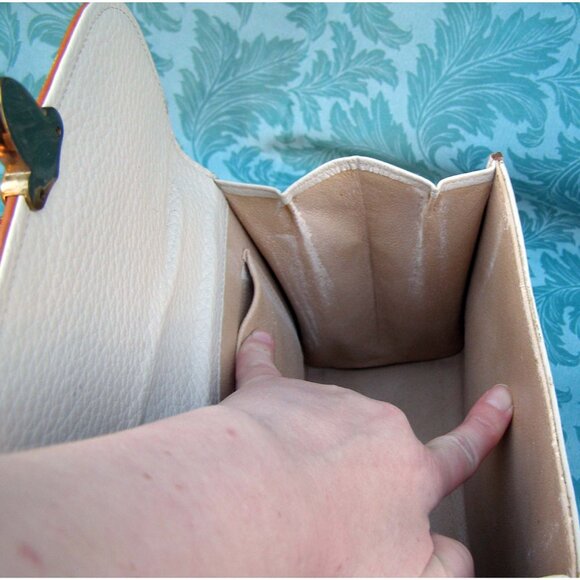 Vintage Dooney & Bourke Crossbody bag - Picture 10 of 16